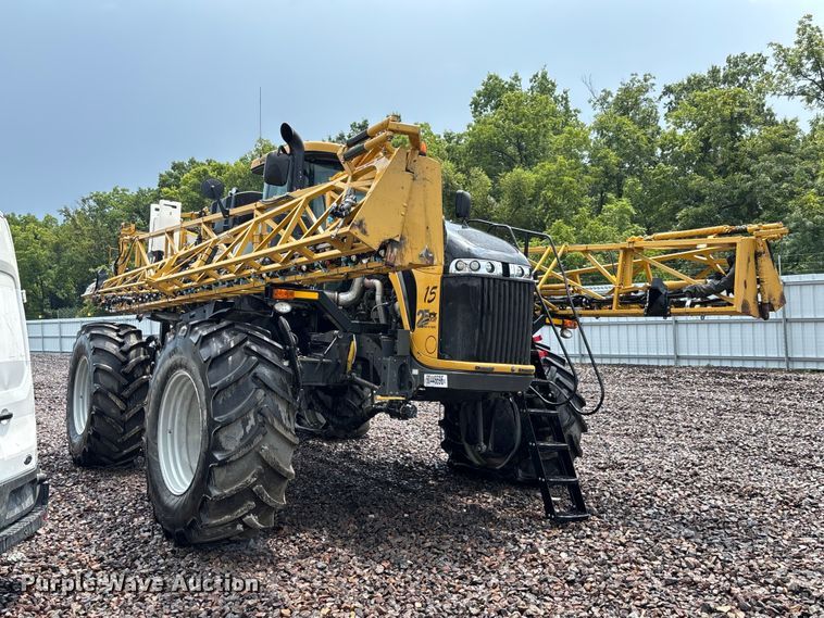 image for item YA4451 2018 RoGator RG1100C sprayer
