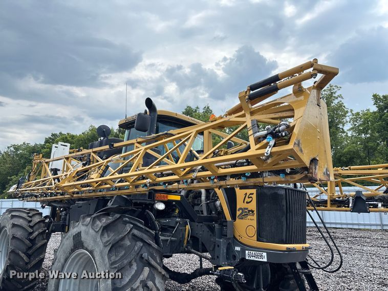 image for item YA4451 2018 RoGator RG1100C sprayer