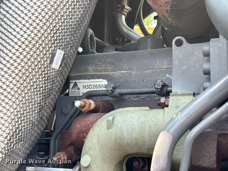 image for item YA4451 2018 RoGator RG1100C sprayer