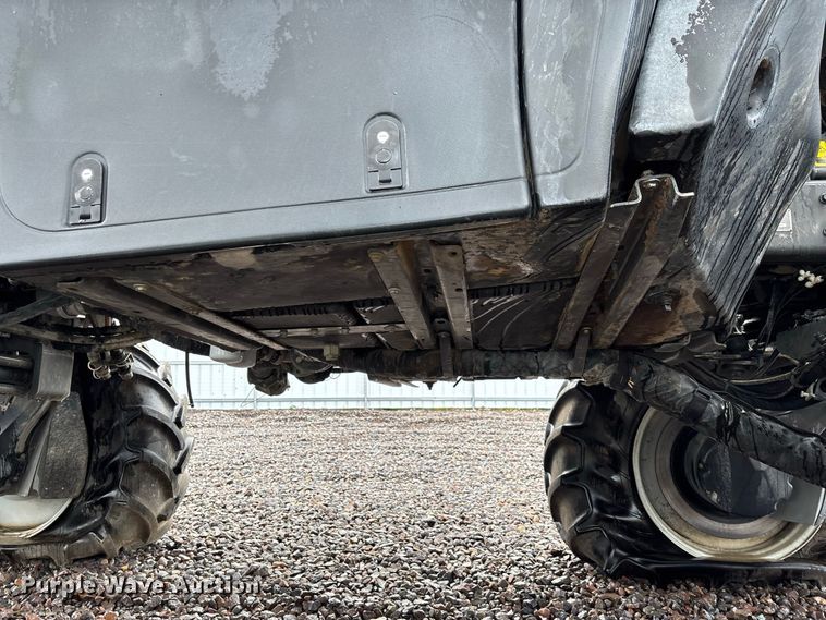 image for item YA4451 2018 RoGator RG1100C sprayer
