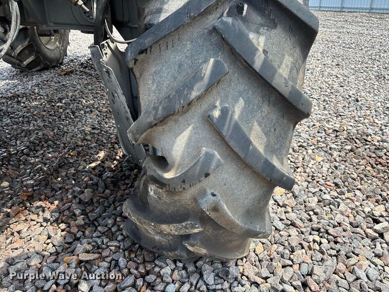image for item YA4451 2018 RoGator RG1100C sprayer
