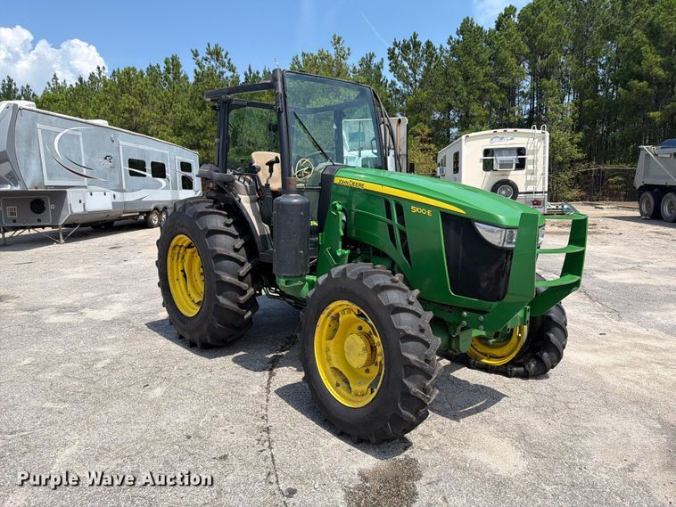 image for item YA4489 2023 John Deere 5100E MFWD tractor