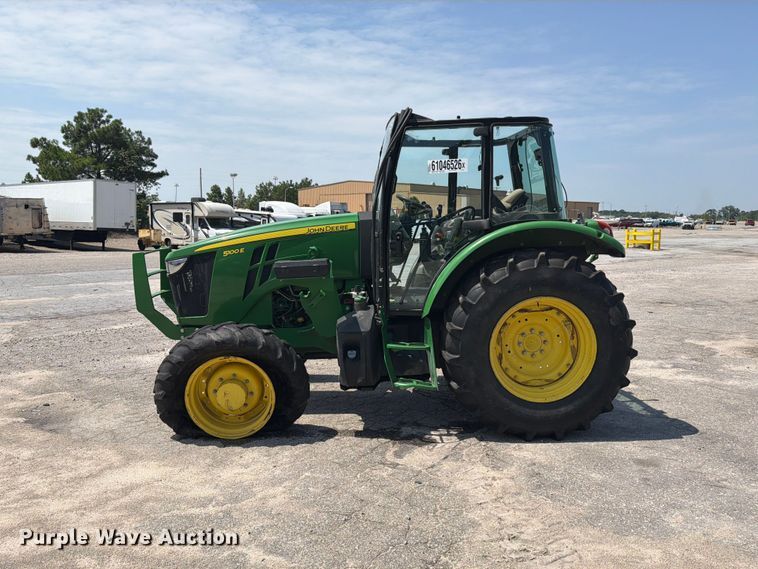 image for item YA4489 2023 John Deere 5100E MFWD tractor