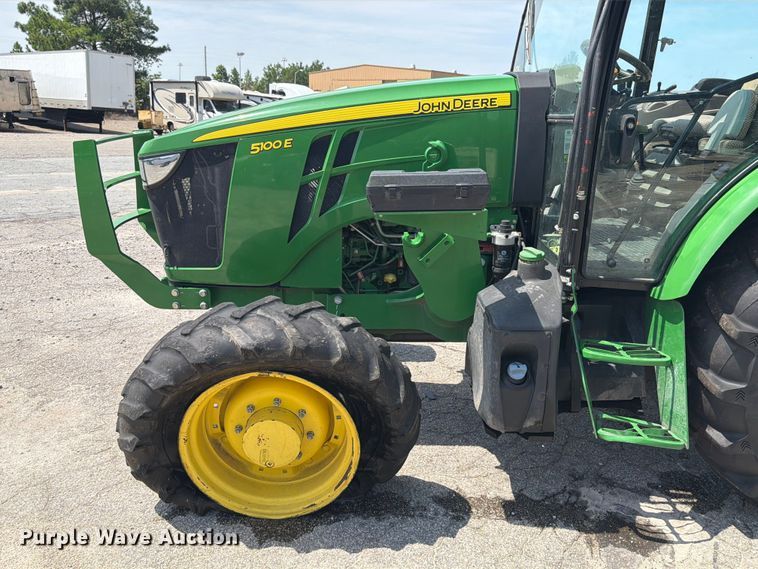 image for item YA4489 2023 John Deere 5100E MFWD tractor