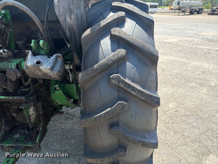 image for item YA4489 2023 John Deere 5100E MFWD tractor