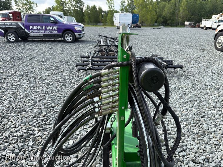 image for item YA4554 2021 John Deere 2230FH field cultivator