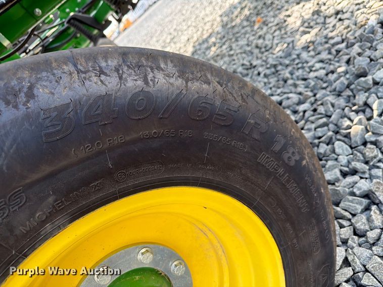 image for item YA4554 2021 John Deere 2230FH field cultivator