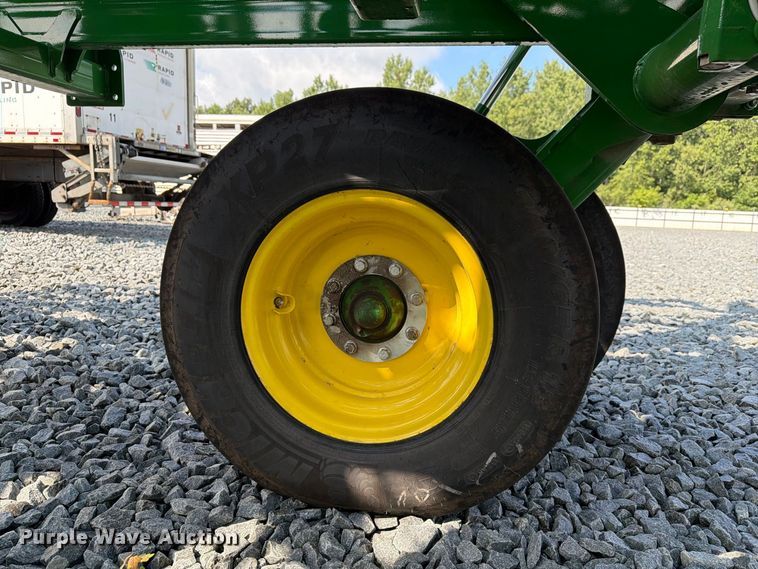 image for item YA4554 2021 John Deere 2230FH field cultivator