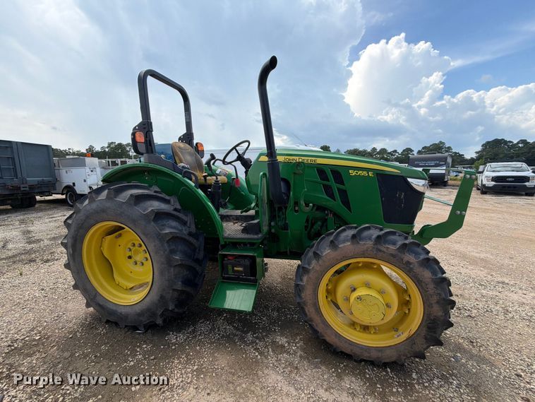 image for item YA4631 2022 John Deere 5055E MFWD tractor