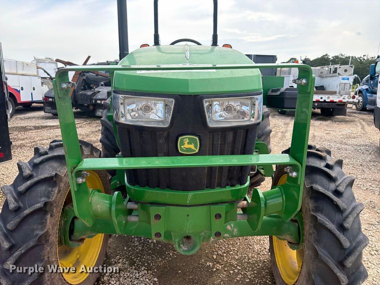 image for item YA4631 2022 John Deere 5055E MFWD tractor