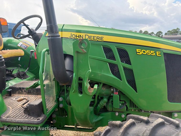 image for item YA4631 2022 John Deere 5055E MFWD tractor