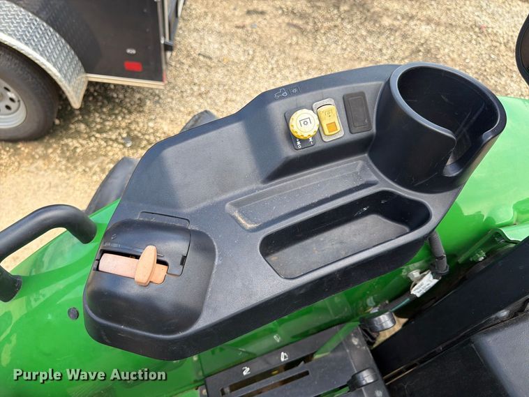 image for item YA4631 2022 John Deere 5055E MFWD tractor