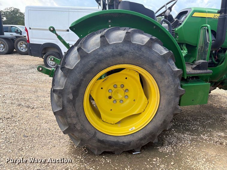 image for item YA4631 2022 John Deere 5055E MFWD tractor
