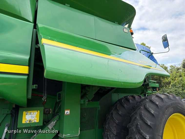 image for item YA4644 2011 John Deere 9770 STS RWA combine