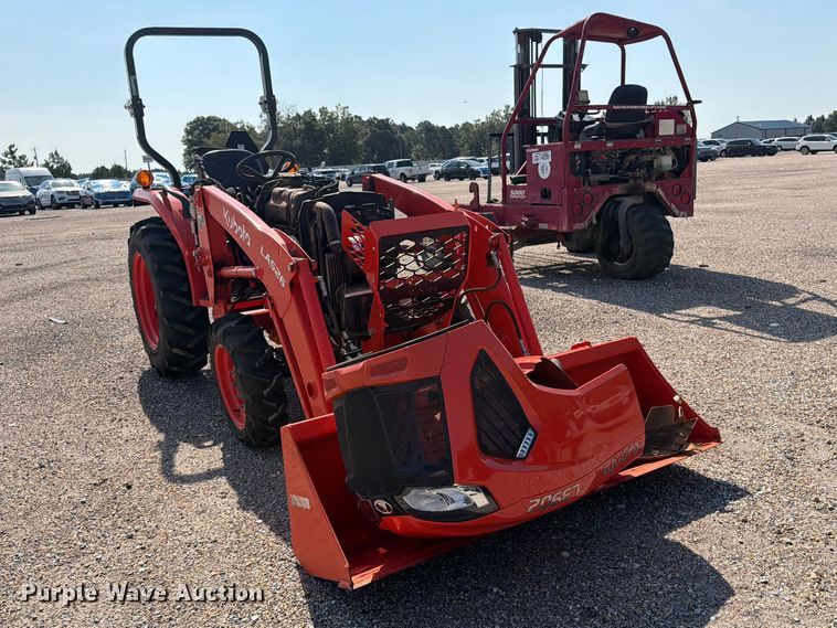 image for item YA4663 2022 Kubota L3902 MFWD tractor