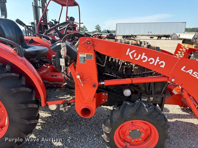 image for item YA4663 2022 Kubota L3902 MFWD tractor