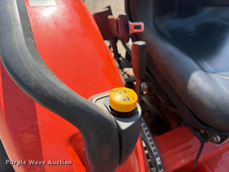 image for item YA4663 2022 Kubota L3902 MFWD tractor