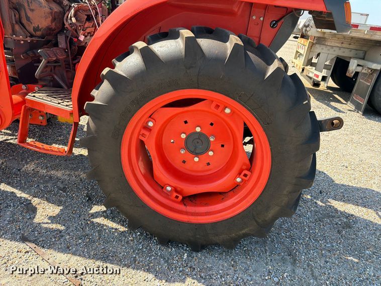 image for item YA4663 2022 Kubota L3902 MFWD tractor