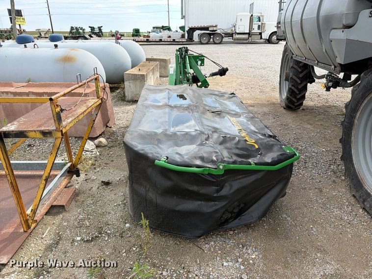 image for item YA4721 2023 John Deere 280 disc mower
