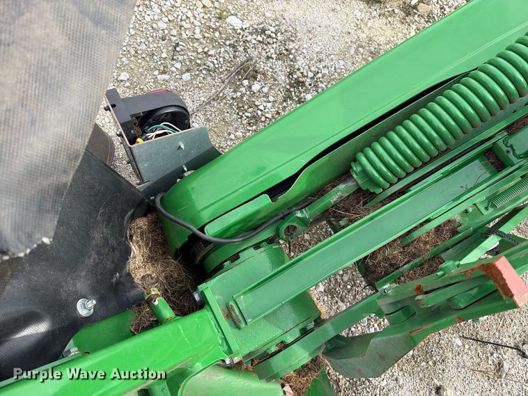 image for item YA4721 2023 John Deere 280 disc mower