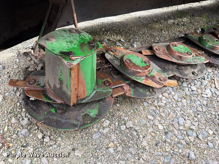 image for item YA4721 2023 John Deere 280 disc mower