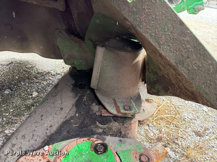 image for item YA4721 2023 John Deere 280 disc mower
