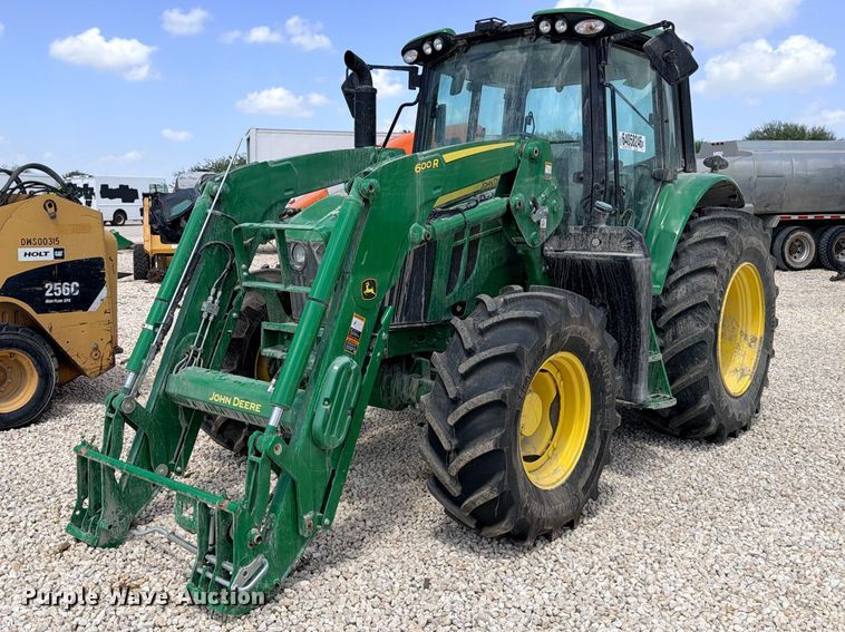 2022 John Deere 6110M MFWD tractor