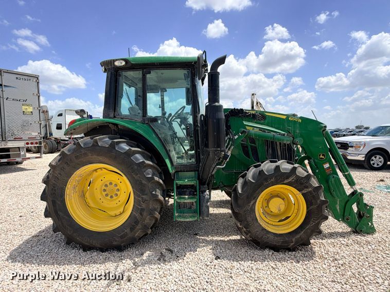 image for item YA4831 2022 John Deere 6110M MFWD tractor