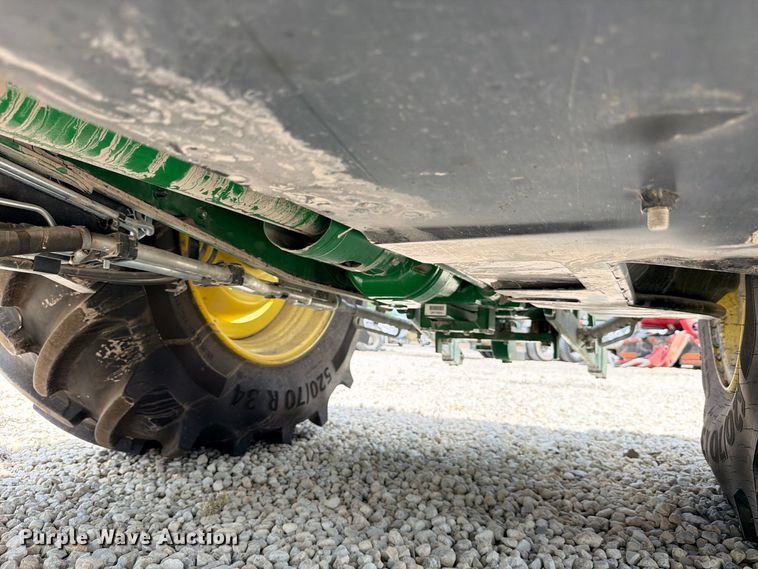image for item YA4831 2022 John Deere 6110M MFWD tractor