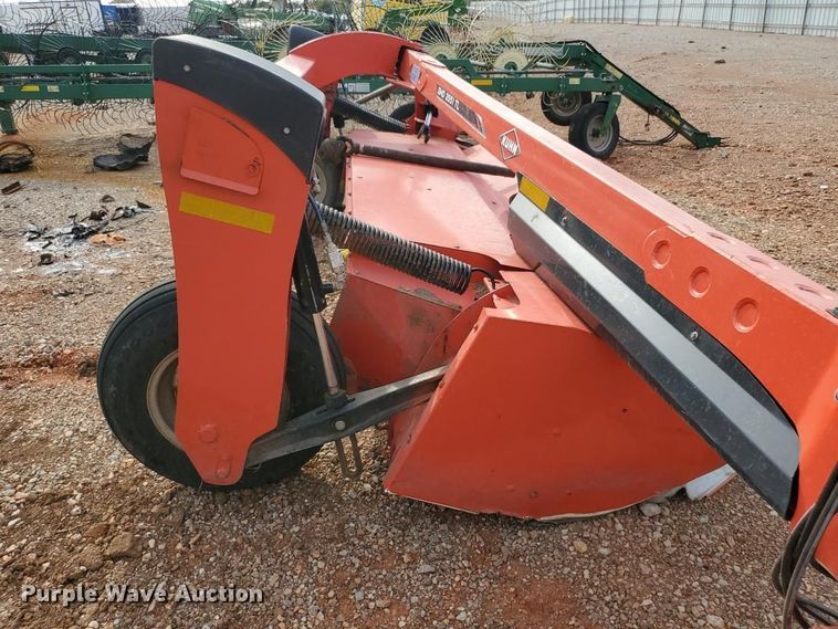 image for item YA4832 2025 Kuhn GMD3551TL disc mower