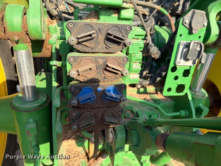 image for item YA4834 2013 John Deere 8285R MFWD tractor