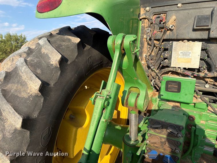 image for item YA4834 2013 John Deere 8285R MFWD tractor