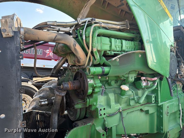 image for item YA4834 2013 John Deere 8285R MFWD tractor