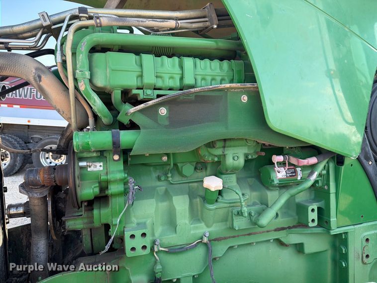 image for item YA4834 2013 John Deere 8285R MFWD tractor