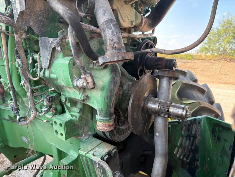 image for item YA4834 2013 John Deere 8285R MFWD tractor