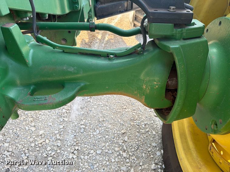image for item YA4834 2013 John Deere 8285R MFWD tractor