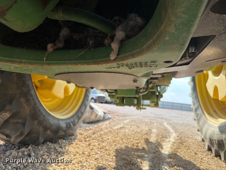 image for item YA4834 2013 John Deere 8285R MFWD tractor