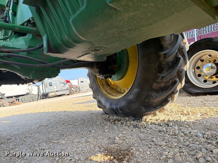 image for item YA4834 2013 John Deere 8285R MFWD tractor