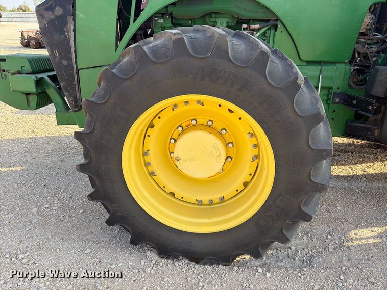 image for item YA4834 2013 John Deere 8285R MFWD tractor