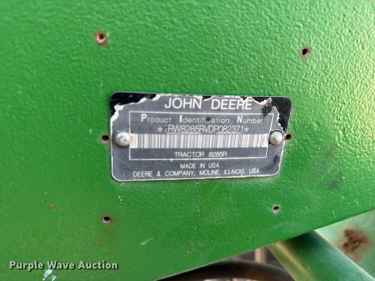 image for item YA4834 2013 John Deere 8285R MFWD tractor