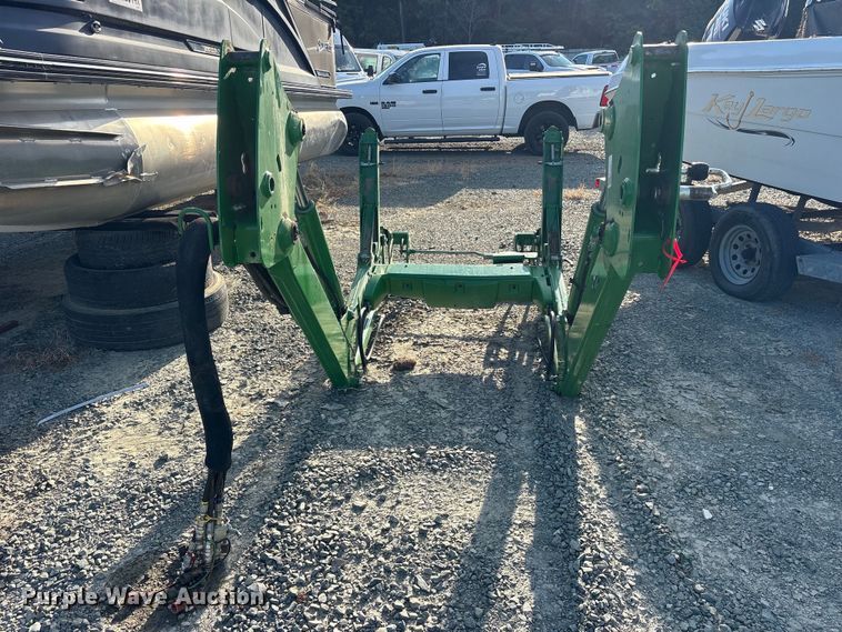 image for item YA4948 2021 John Deere 520M loader