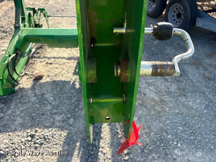 image for item YA4948 2021 John Deere 520M loader