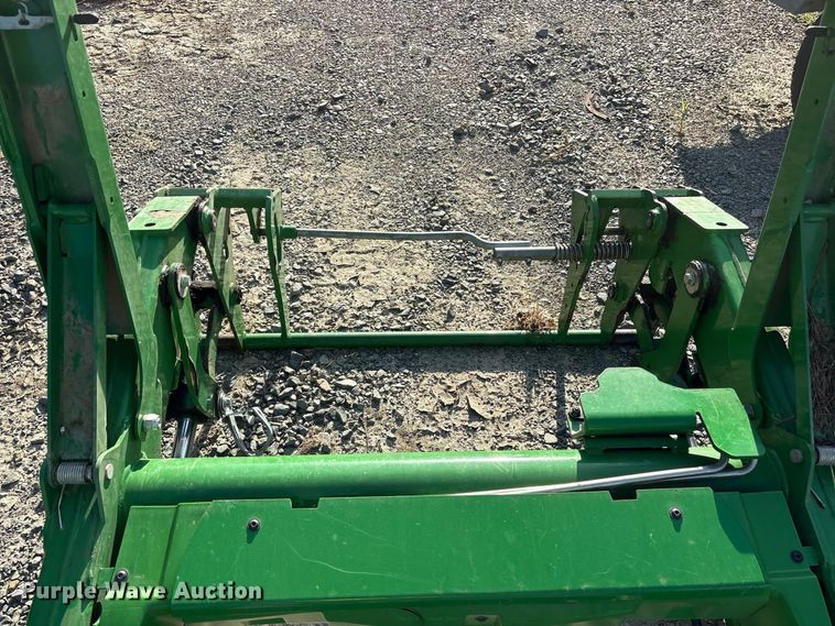 image for item YA4948 2021 John Deere 520M loader