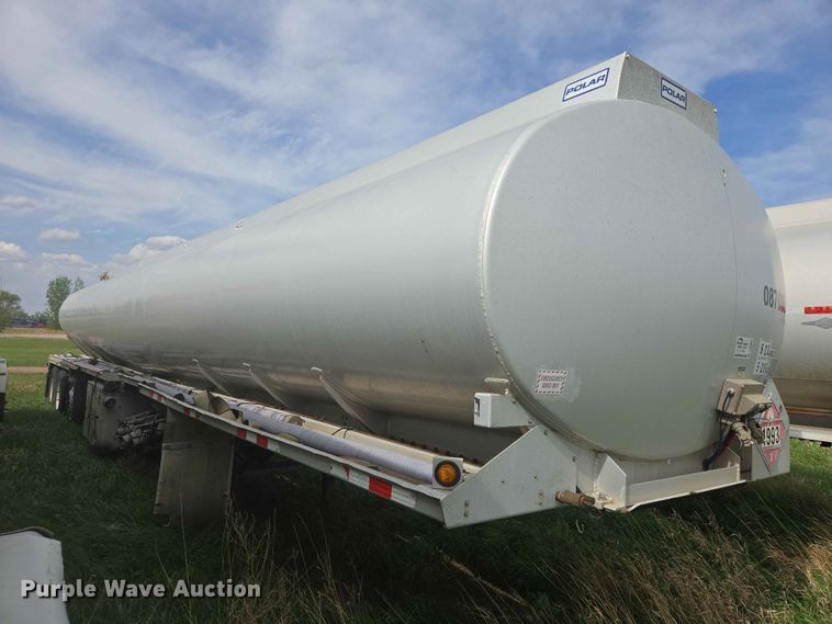 image for item DP8933 2008 Polar tank trailer