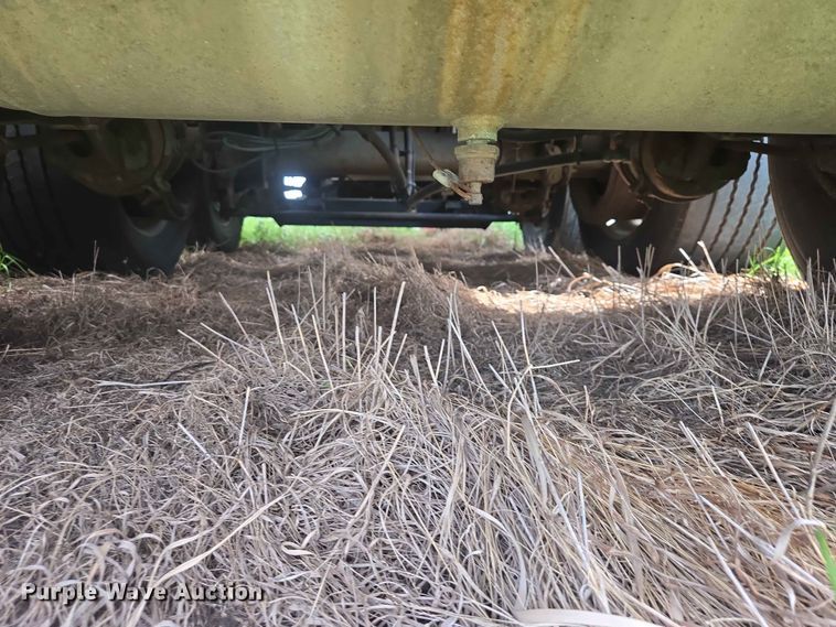 image for item DP8933 2008 Polar tank trailer