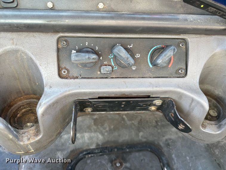 image for item DQ7946 2008 Freightliner Business Class M2 refuse truck