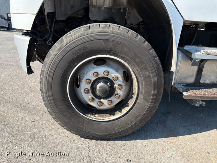 image for item DQ7946 2008 Freightliner Business Class M2 refuse truck