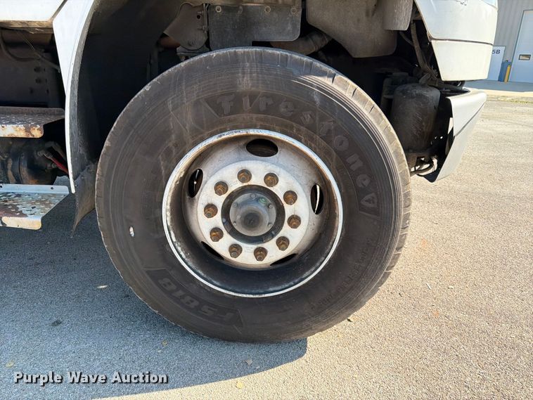 image for item DQ7946 2008 Freightliner Business Class M2 refuse truck