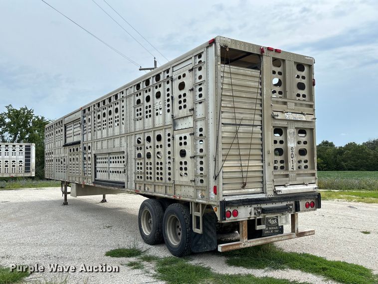 image for item DZ4587 2002 Wilson PSAL-303P livestock trailer