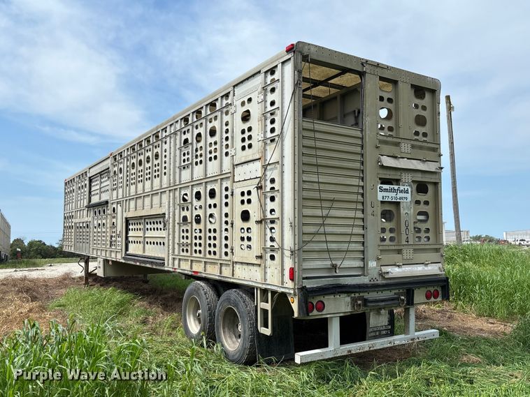 image for item DZ4588 2001 Wilson PSAL-303P livestock trailer